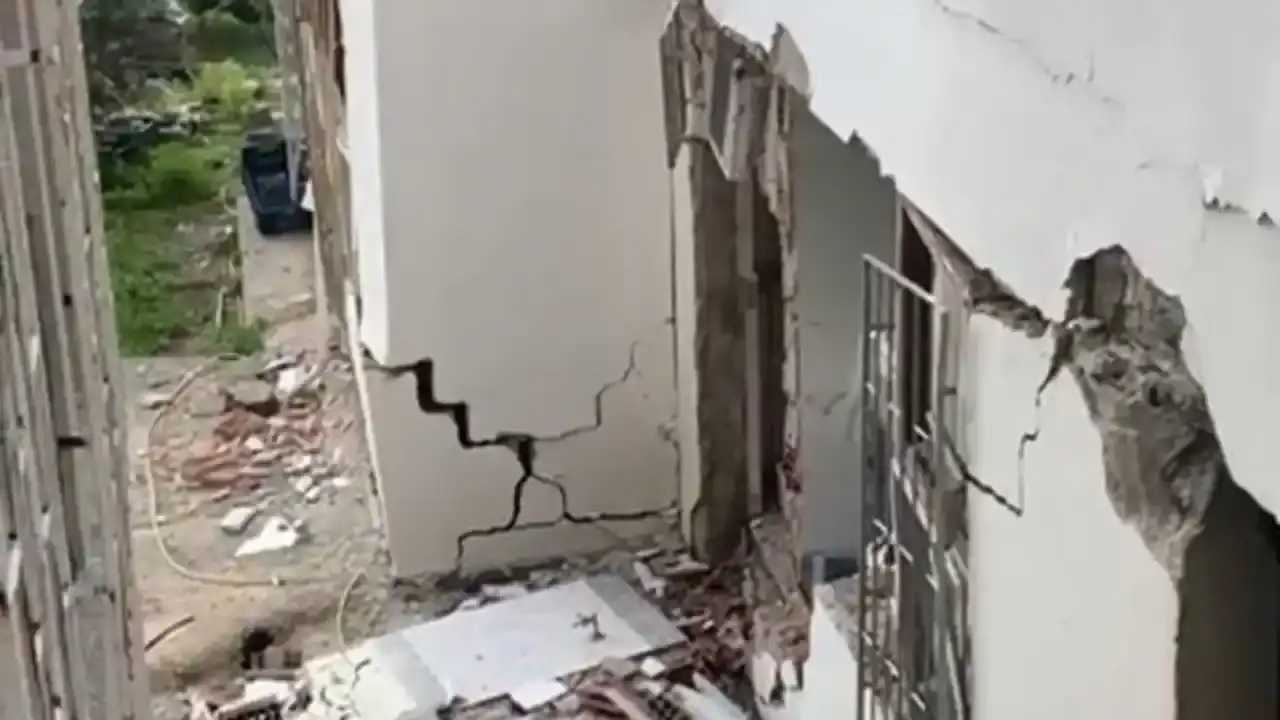 Alanya'da Sağanak Felaketi: Evler Tahliye Edildi, Yollar Çöktü 10